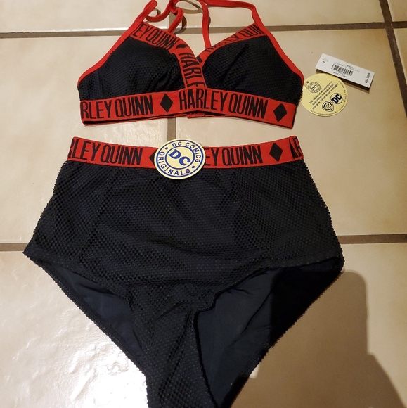 DC Comics Other - DC Comics Harley Quinn 2pc bikini set red/black s